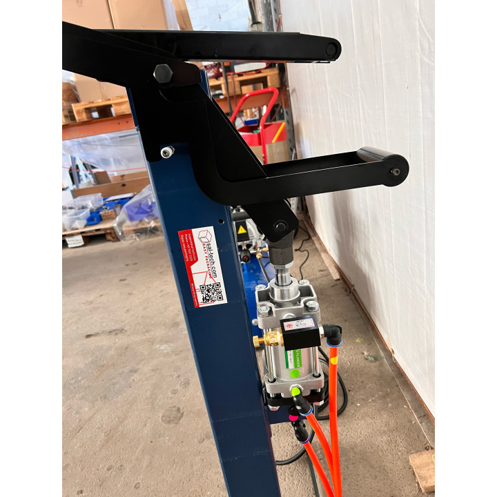 STEP Pneumatic Stapler on Stand PB3522