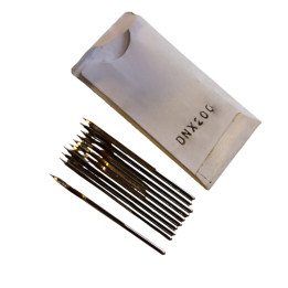 Needels for bag closing sewing machines